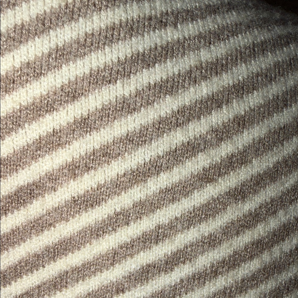 Cynthia Rowley Cynthia Rowley Geometric Mock-neck Sweater - Picture 6 of 6